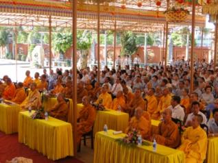 Phật Giáo Đak Lak Long Trọng Khai Mạc Tuần Lễ Phật Đản PL 2556