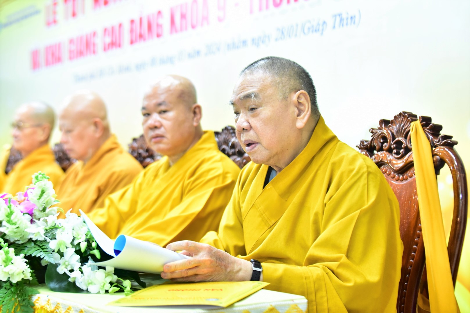 Ban Giáo dục Phật giáo TP.HCM cúng dường đến Trường Trung cấp Phật học TP.HCM