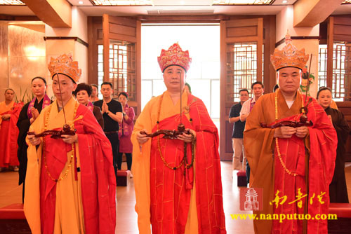 Trung Quốc: Chùm ảnh Pháp hội Thủy Lục tại Thái Bình Nham Tự