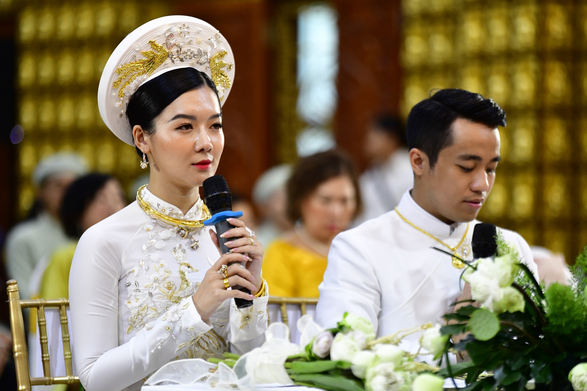 Vợ chồng thuận thảo, gia đình ấm êm