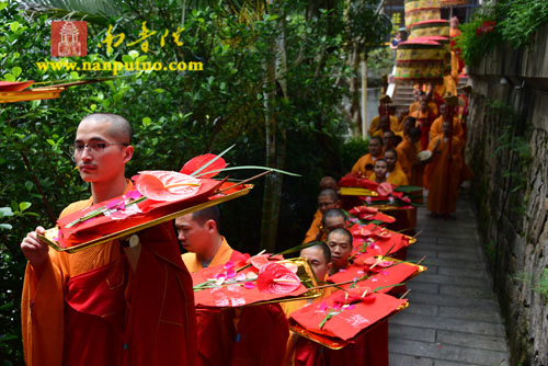Trung Quốc: Chùm ảnh Pháp hội Thủy Lục tại Thái Bình Nham Tự