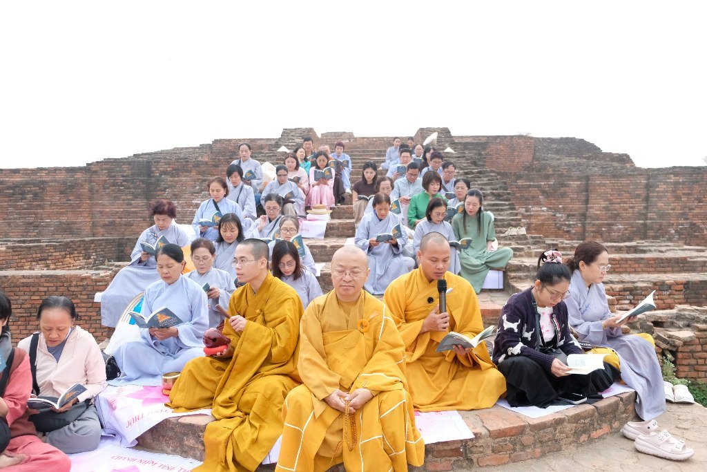 HÀNH TRÌNH THEO DẤU CHÂN PHẬT