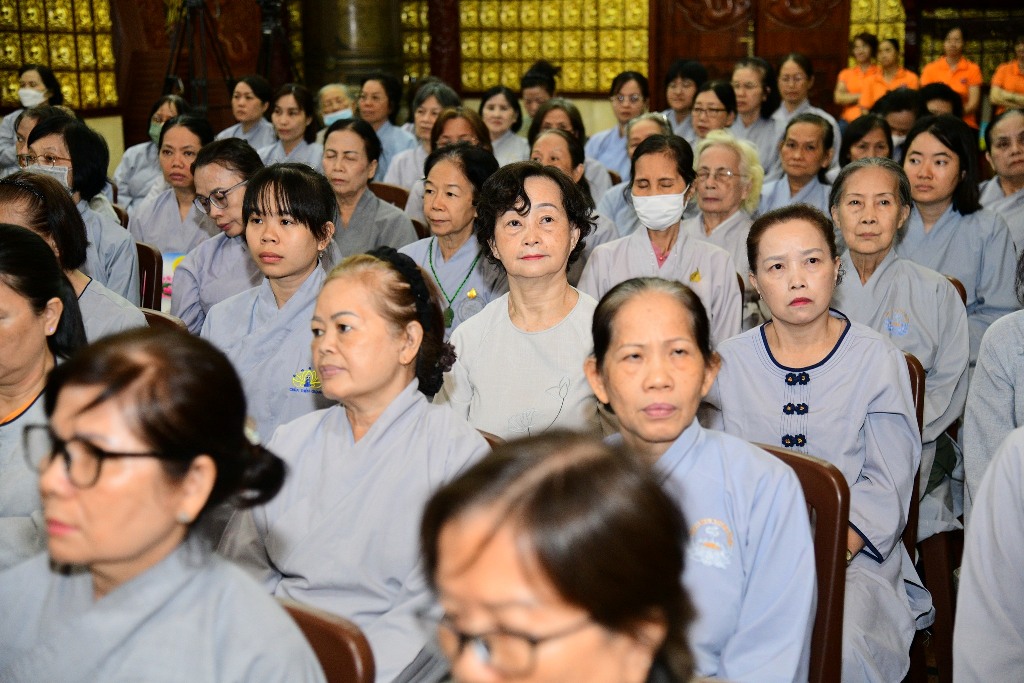 TP.HCM: Thượng tọa Thích Quang Thạnh giảng “Tu trong từng niệm” tại Khóa tu Ngày An Lạc chùa Giác Ngộ 