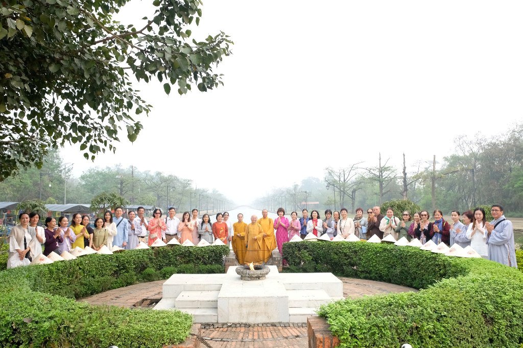 HÀNH TRÌNH THEO DẤU CHÂN PHẬT