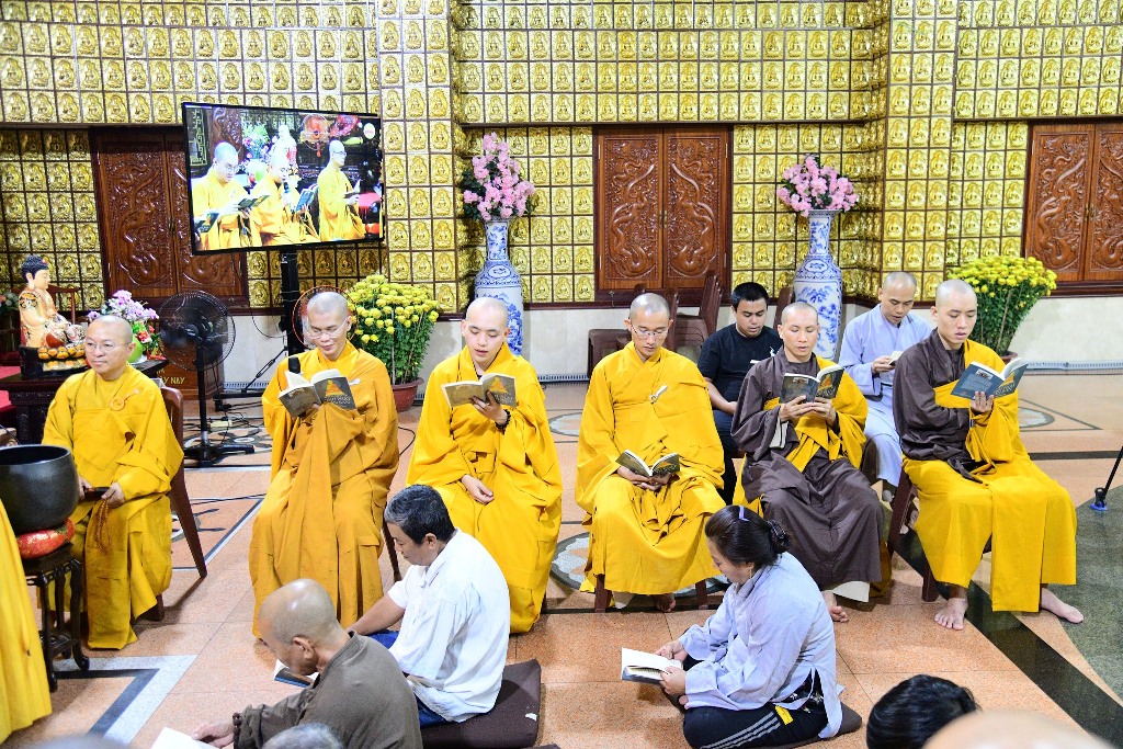 TRANG NGHIÊM LỄ TƯỞNG NIỆM THÂN MẪU THƯỢNG TỌA THÍCH NHẬT TỪ TẠI CHÙA GIÁC NGỘ