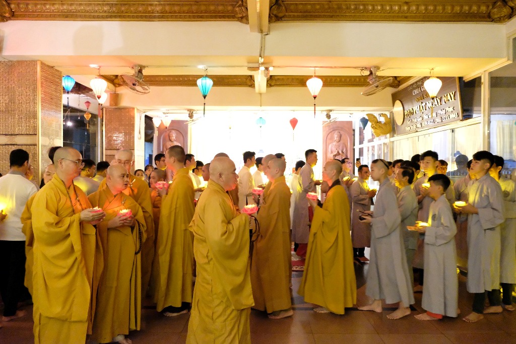 CHÙA GIÁC NGỘ: TRANG NGHIÊM LỄ TƯỞNG NIỆM NGÀY ĐỨC PHẬT XUẤT GIA (MÙNG 8 THÁNG 2 ÂL)