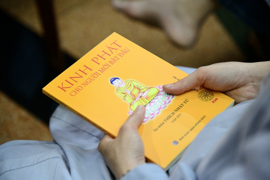 HƠN 200 PHẬT TỬ PHÁT TÂM QUY Y TAM BẢO TẠI CHÙA GIÁC NGỘ - GIEO HẠT BỒ-ĐỀ ĐÊM RẰM THÁNG GIÊNG