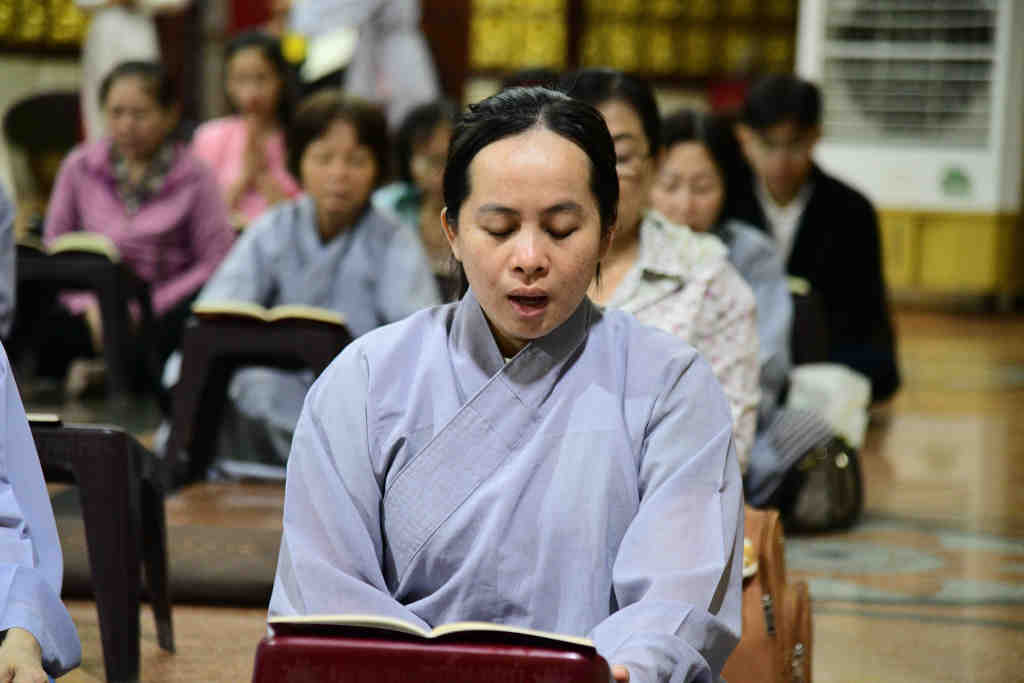 Rằm Tháng Giêng – Khai Mở Ngày Mới Bằng Thời Kinh Dược Sư