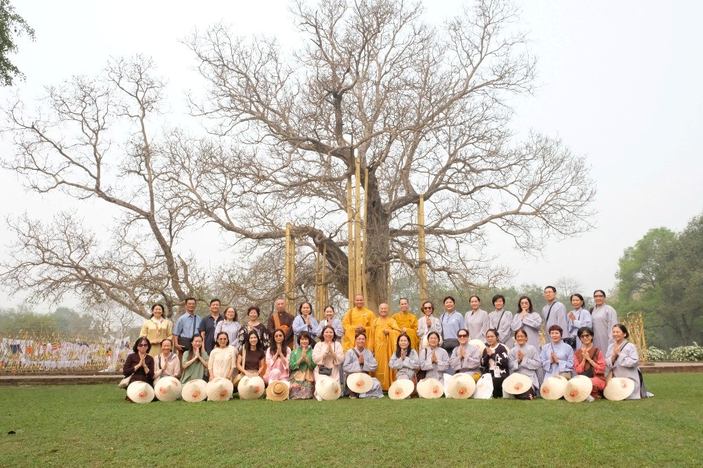 HÀNH TRÌNH THEO DẤU CHÂN PHẬT