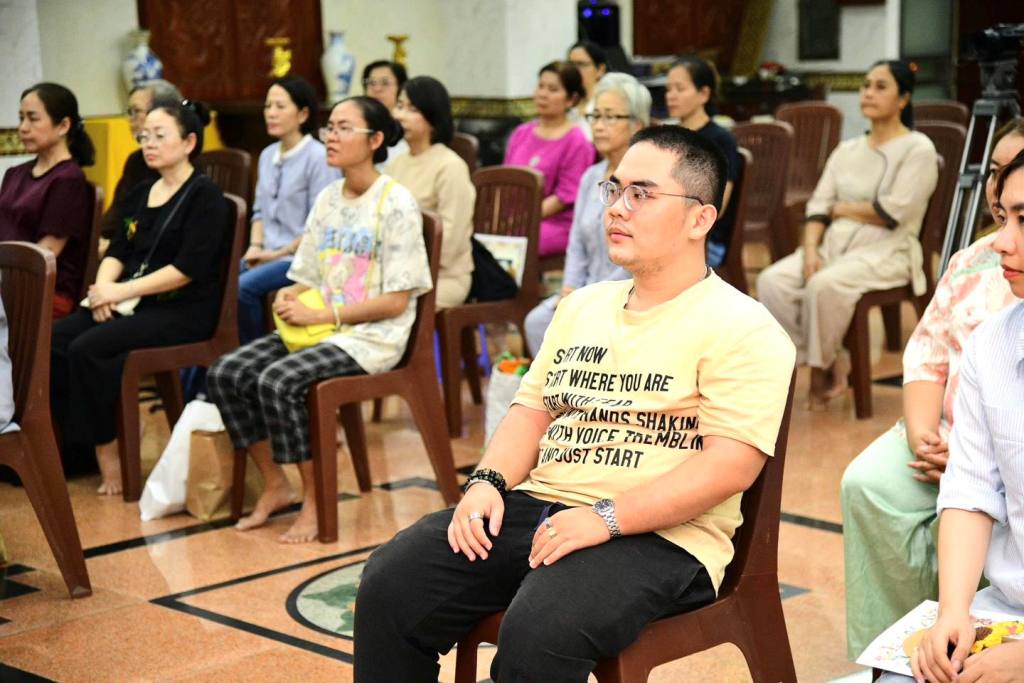 LỄ KHAI GIẢNG LỚP PHẬT PHÁP CĂN BẢN & NÂNG CAO HOÀN MÃN, QÚY PHẬT TỬ MANG NIỀM HOAN HỶ TRỌN VẸN VỀ NHÀ