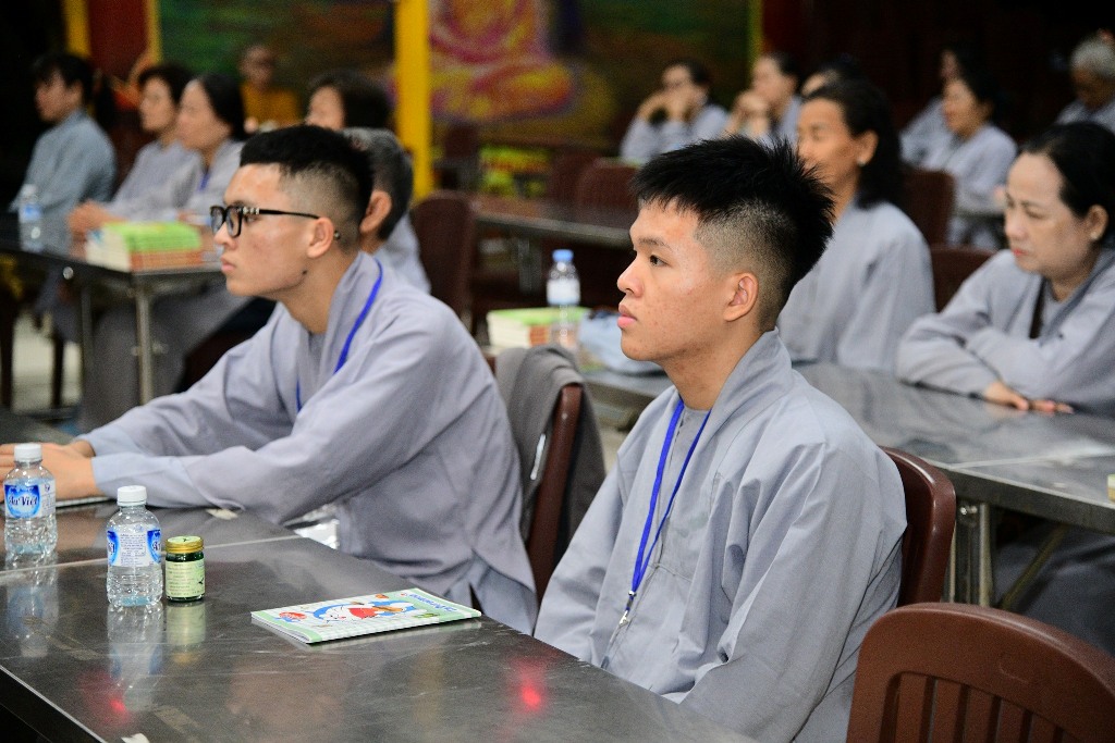 LẮNG NGHE ĐỂ HIỂU, HIỂU ĐỂ TU – ĐÊM VẤN ĐÁP PHẬT PHÁP CÙNG TT. THÍCH NHẬT TỪ