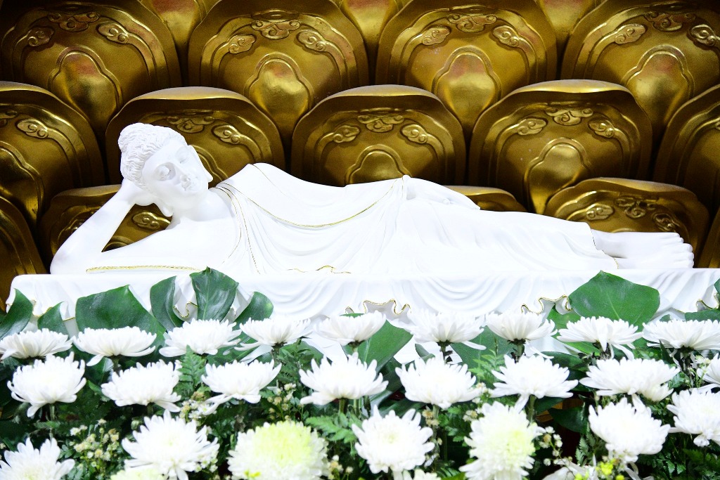 LỄ TƯỞNG NIỆM ĐỨC PHẬT NHẬP NIẾT-BÀN VÀ MỪNG NGÀY TIẾP NỐI LẦN THỨ 58 CỦA SƯ PHỤ THÍCH NHẬT TỪ: THẮP SÁNG TINH THẦN TRI ÂN VÀ TIẾP NỐI CHÁNH PHÁP