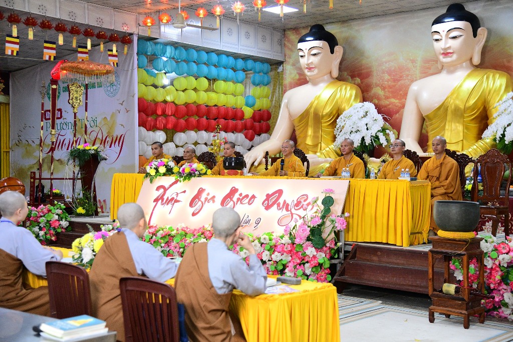 LẮNG NGHE ĐỂ HIỂU, HIỂU ĐỂ TU – ĐÊM VẤN ĐÁP PHẬT PHÁP CÙNG TT. THÍCH NHẬT TỪ