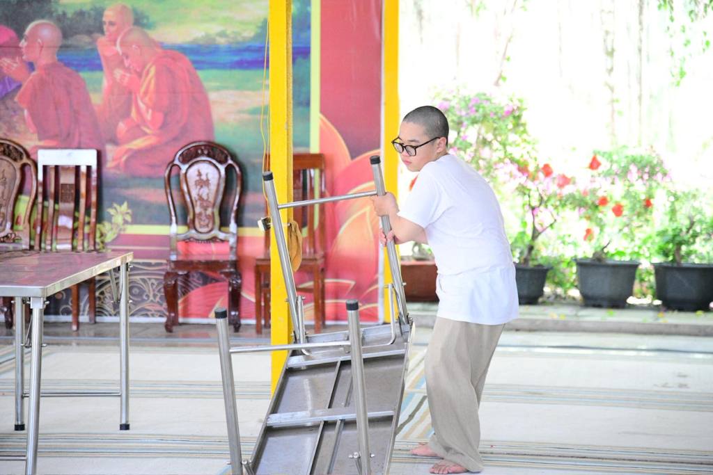 TĂNG ĐOÀN VÀ PHẬT TỬ CHÙA QUAN ÂM ĐÔNG HẢI TÍCH CỰC CHUẨN BỊ CHO LỄ KHAI MẠC KHÓA TU “XUẤT GIA GIEO DUYÊN” – PHƯƠNG TRỜI THONG DONG 9