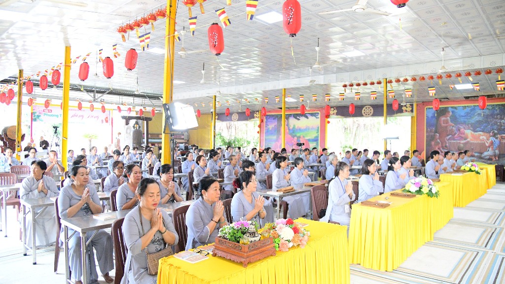 KHAI MẠC KHÓA TU “PHƯƠNG TRỜI THONG DONG” LẦN 9: GIEO DUYÊN XUẤT GIA, MỞ LỐI AN LẠC