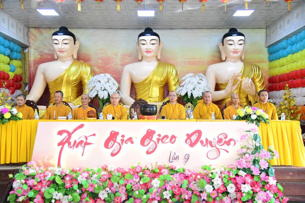 PHÁP VỊ LAN TỎA TỪ TĂNG ĐOÀN CHÙA GIÁC NGỘ TRONG NGÀY TU THỨ TƯ