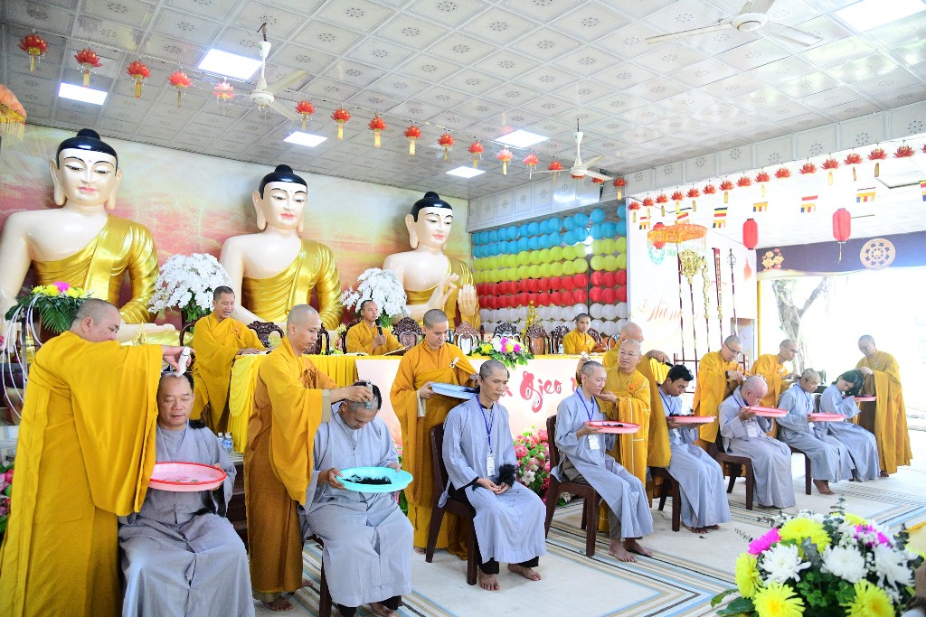 KHAI MẠC KHÓA TU “PHƯƠNG TRỜI THONG DONG” LẦN 9: GIEO DUYÊN XUẤT GIA, MỞ LỐI AN LẠC