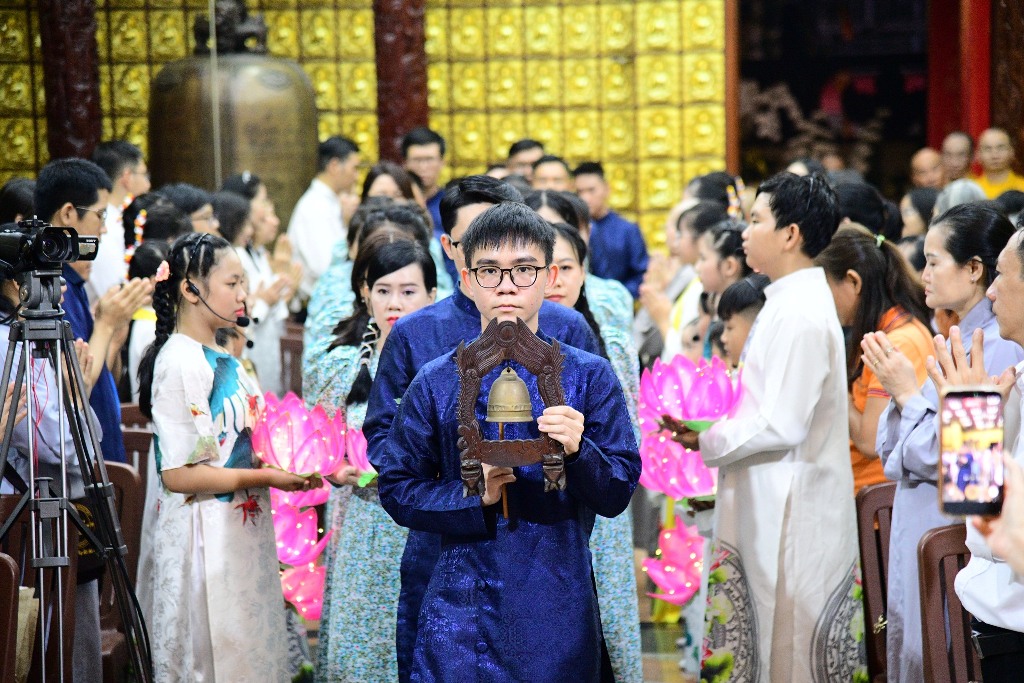 LỄ TƯỞNG NIỆM ĐỨC PHẬT NHẬP NIẾT-BÀN VÀ MỪNG NGÀY TIẾP NỐI LẦN THỨ 58 CỦA SƯ PHỤ THÍCH NHẬT TỪ: THẮP SÁNG TINH THẦN TRI ÂN VÀ TIẾP NỐI CHÁNH PHÁP