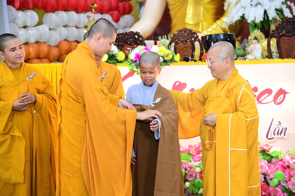 LẮNG NGHE ĐỂ HIỂU, HIỂU ĐỂ TU – ĐÊM VẤN ĐÁP PHẬT PHÁP CÙNG TT. THÍCH NHẬT TỪ