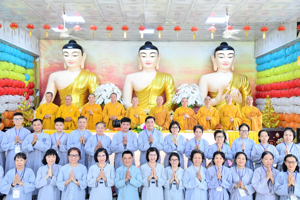 KHAI MẠC KHÓA TU “PHƯƠNG TRỜI THONG DONG” LẦN 9: GIEO DUYÊN XUẤT GIA, MỞ LỐI AN LẠC