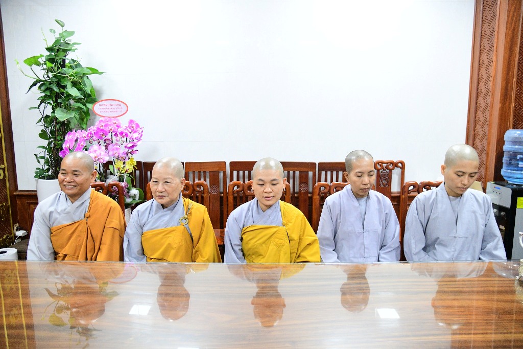 NI CHÚNG TU VIỆN LONG HƯNG KHÁNH TUẾ MỪNG NGÀY TIẾP NỐI LẦN THỨ 58 CỦA THẦY NHẬT TỪ