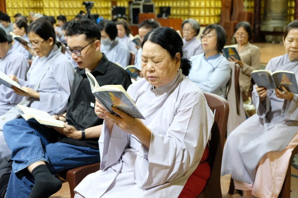 CHIỀU AN LẠC LẮNG SÂU: PHÁP THOẠI CHUYỂN HÓA NỘI TÂM TỪ ĐẠI ĐỨC THÍCH NGỘ TOÀN