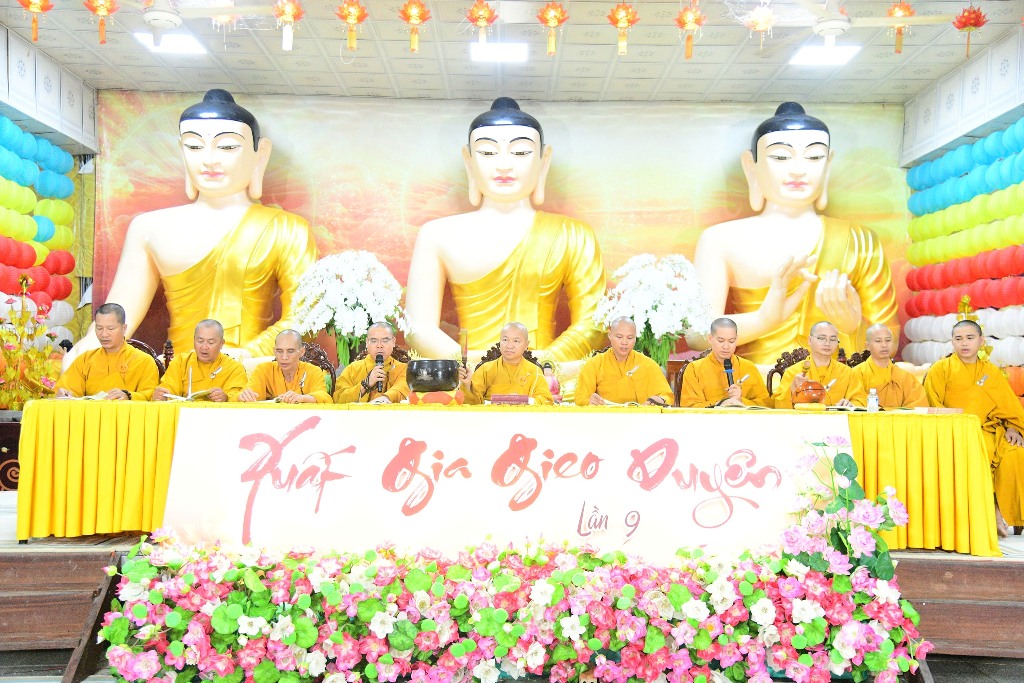 THỜI KHÓA CÔNG PHU SÁNG VÀ THIỀN HÀNH ĐÓN BÌNH MINH 