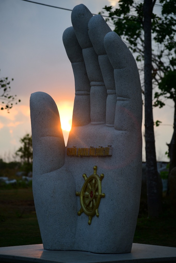 SÁNG AN NHIÊN TRONG KHÓA THIỀN HÀNH