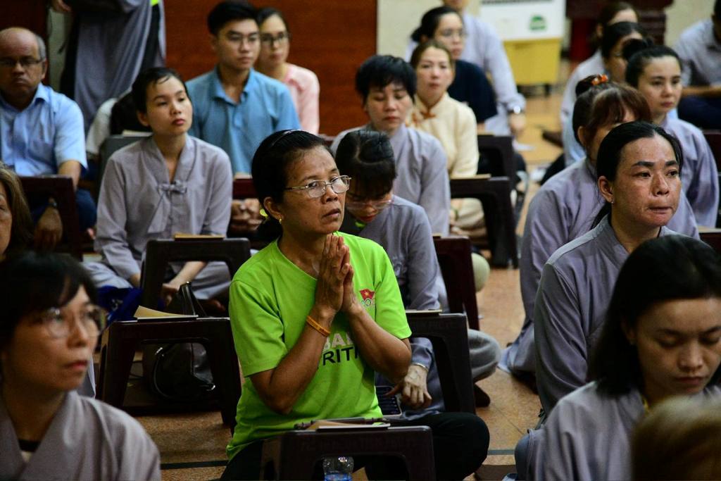 THÔNG ĐIỆP SÂU SẮC TỪ BUỔI SÁM HỐI TẠI CHÙA GIÁC NGỘ: BỐN CÁI NHÌN VỀ MỘT CẢNH - CẨN THẬN TRONG TIẾP NHẬN THÔNG TIN