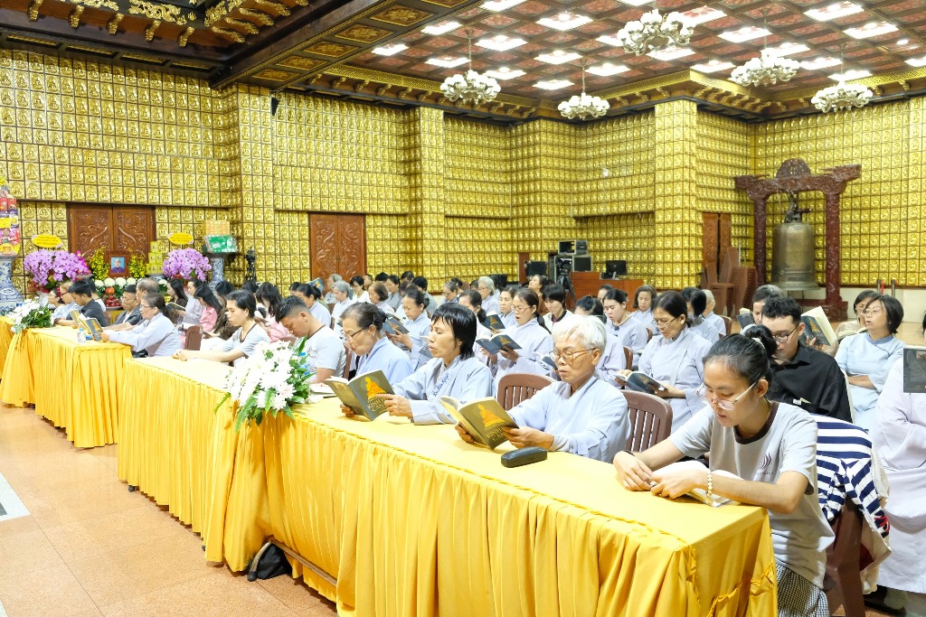 CHIỀU AN LẠC LẮNG SÂU: PHÁP THOẠI CHUYỂN HÓA NỘI TÂM TỪ ĐẠI ĐỨC THÍCH NGỘ TOÀN