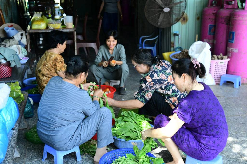 TĂNG ĐOÀN VÀ PHẬT TỬ CHÙA QUAN ÂM ĐÔNG HẢI TÍCH CỰC CHUẨN BỊ CHO LỄ KHAI MẠC KHÓA TU “XUẤT GIA GIEO DUYÊN” – PHƯƠNG TRỜI THONG DONG 9