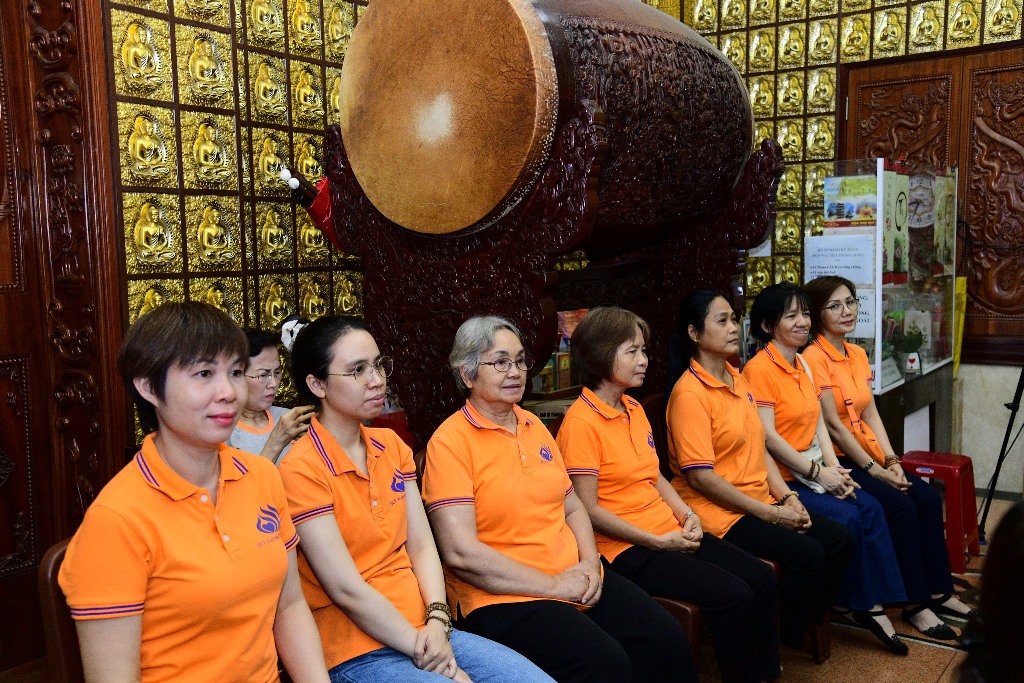 MỘT HƠI THỞ CHÁNH NIỆM - MỘT HƠI THỞ HẠNH PHÚC