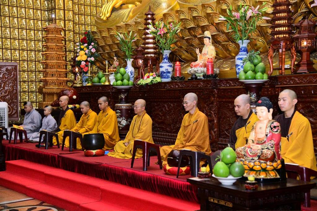 TRỞ VỀ VỚI HƠI THỞ: THẦY NHẬT TỪ HƯỚNG DẪN CỐT LÕI HÀNH THIỀN