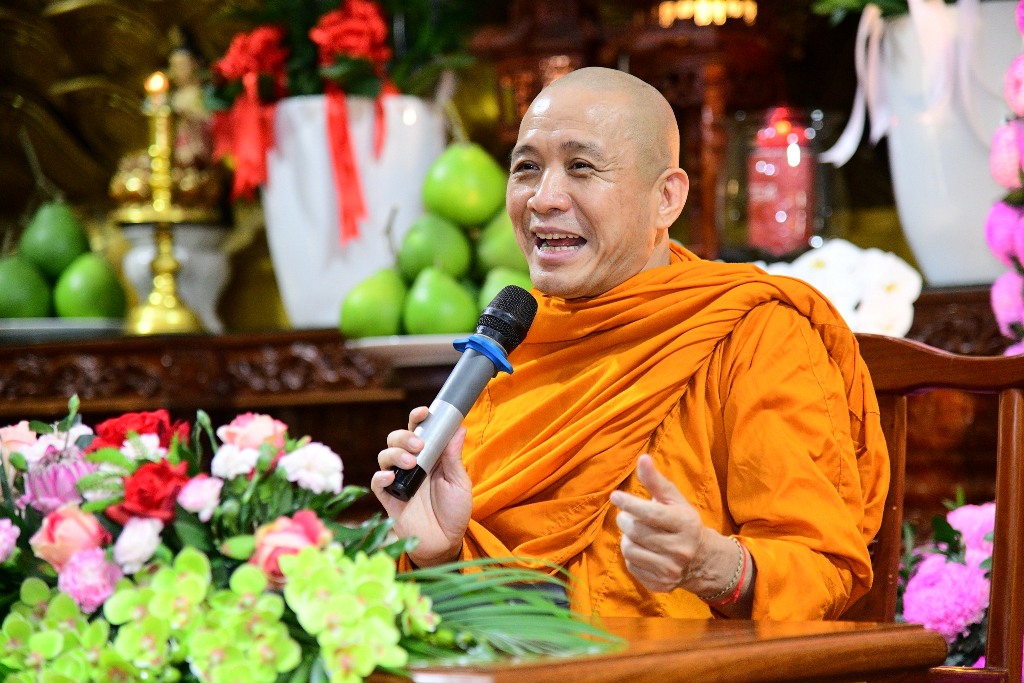 THẮP SÁNG TINH THẦN TRUNG ĐẠO TRONG MÙA PHẬT ĐẢN
