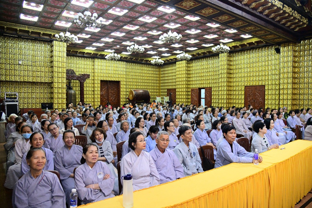 Ý NGHĨA PHẬT ĐẢN SANH VÀ NHỮNG GIÁ TRỊ GIÁC NGỘ VƯỢT THỜI GIAN 