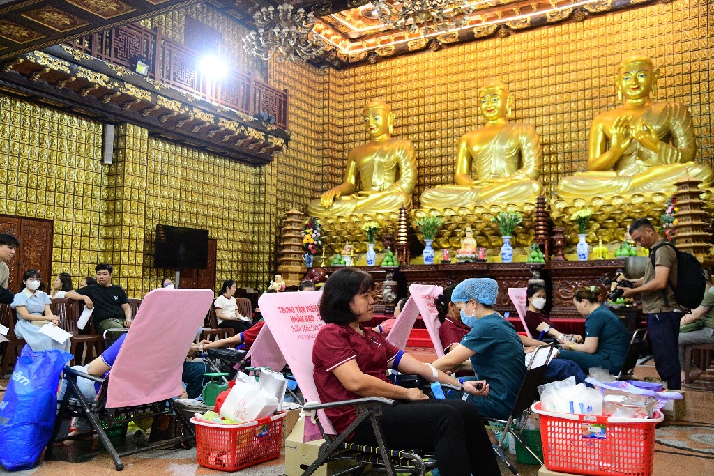 THẮP SÁNG HẠNH NGUYỆN ĐỘ SINH: CHÙA GIÁC NGỘ VÀ HÀNH TRÌNH KẾT NỐI NHỮNG TẤM LÒNG VÀNG