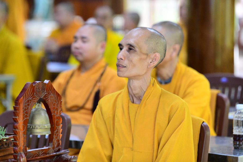 ỨNG DỤNG PHẬT PHÁP GIỮA ĐỜI THƯỜNG TỪ BA CHẤT LIỆU TỈNH THỨC: CHÁNH NIỆM, TỪ BI VÀ TRÍ TUỆ