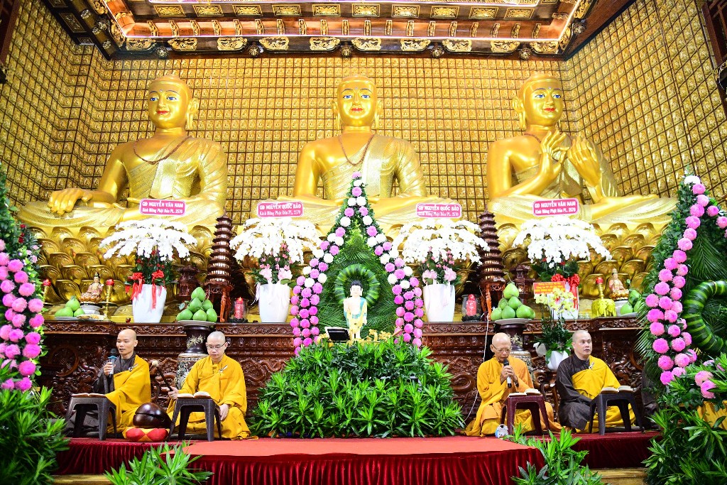 LAN TỎA THÔNG ĐIỆP HÒA BÌNH VÀ PHÁT TRIỂN BỀN VỮNG TỪ TUYÊN NGÔN VÔ TÍCH NHÂN MÙA PHẬT ĐẢN