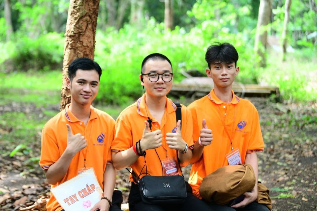 VẤN ĐÁP PHẬT PHÁP: THƯỢNG TỌA THÍCH NHẬT TỪ GẦN GŨI CHIA SẺ CÙNG “CHÚ TIỂU” TẠI KHÓA TU XUẤT GIA BÁO HIẾU LẦN THỨ 5