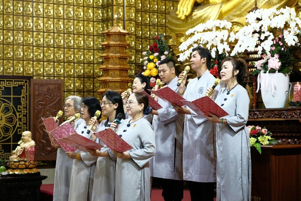 THƯỢNG TỌA THÍCH GIÁC HOÀNG CHIA SẺ VỀ LỘ TRÌNH TIẾN TỚI THÁNH QUẢ CHO PHẬT TỬ TẠI GIA TẠI KHÓA TU “NGÀY AN LẠC”