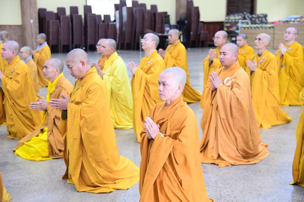 TRANG NGHIÊM LỄ TÁC PHÁP AN CƯ KIẾT HẠ TẠI MÙA ĐẦU TIÊN HẠ TRƯỜNG CHÙA GIÁC NGỘ ĐẤT ĐỎ