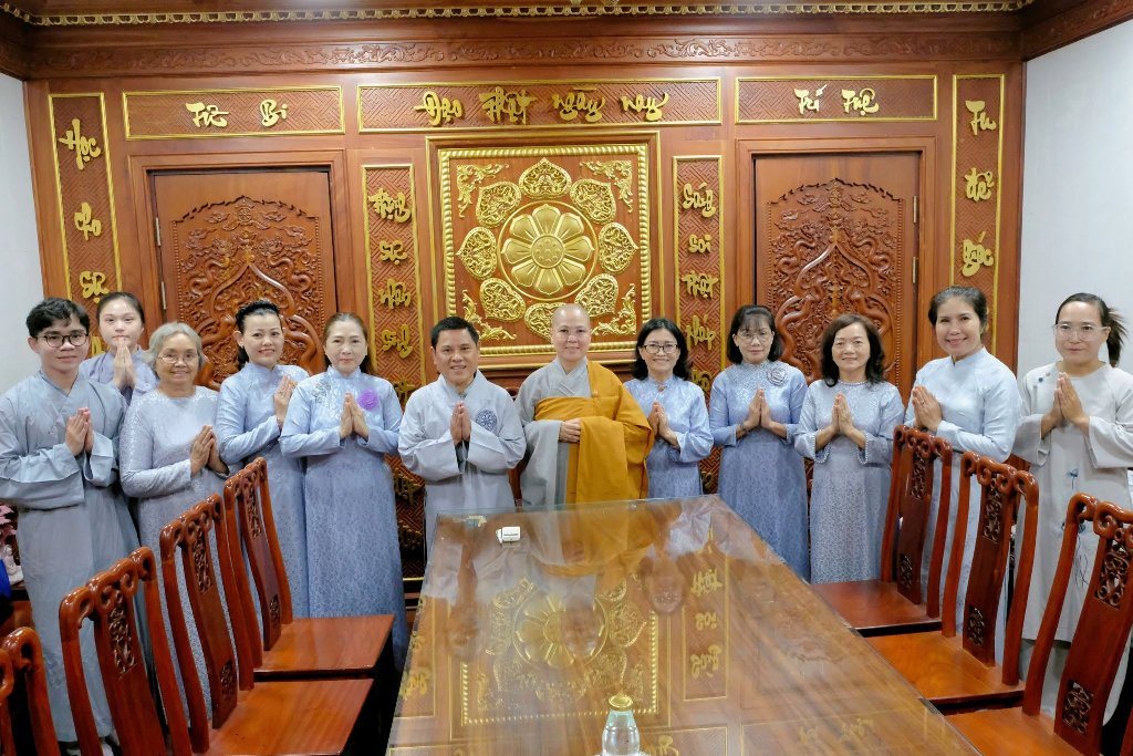 Lắng Đọng Thời Pháp Thoại "Vượt Qua Nỗi Sợ Hãi" Chuyển Hóa Khổ Đau Qua Lời Giảng Về Sự Buông Xả Của Ni Sư Thích Nữ Diệu Hiếu Tại Khóa Tu Ngày An Lạc Chùa Giác Ngộ