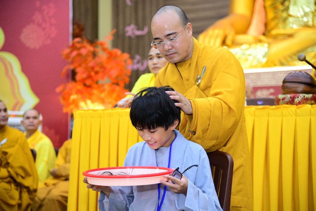 KHAI MẠC KHÓA TU XUẤT GIA BÁO HIẾU LẦN 5: PHÁT TÂM XUẤT TRẦN, HƯỚNG VỀ CỘI NGUỒN HIẾU ĐẠO 