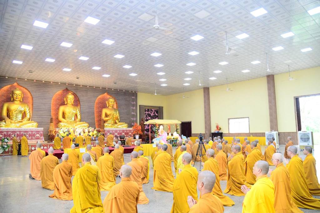 TRANG NGHIÊM LỄ TÁC PHÁP AN CƯ KIẾT HẠ TẠI MÙA ĐẦU TIÊN HẠ TRƯỜNG CHÙA GIÁC NGỘ ĐẤT ĐỎ