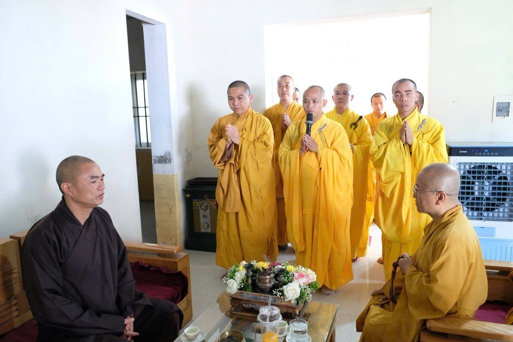 TT. THÍCH NHẬT TỪ GIẢNG “HẠNH PHÚC VÀ AN YÊN”, LAN TỎA TINH THẦN TRI ÂN TRONG NGÀY GIỖ TỔ  CHÙA YÊN PHÚC (HÀ TĨNH)