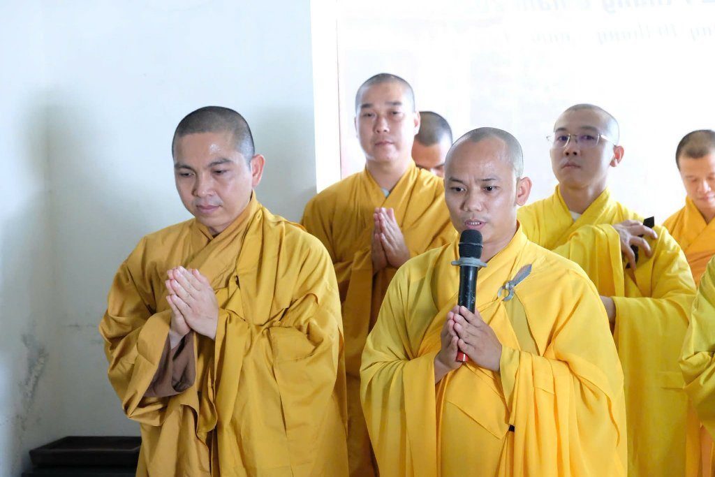 TT. THÍCH NHẬT TỪ GIẢNG “HẠNH PHÚC VÀ AN YÊN”, LAN TỎA TINH THẦN TRI ÂN TRONG NGÀY GIỖ TỔ  CHÙA YÊN PHÚC (HÀ TĨNH)