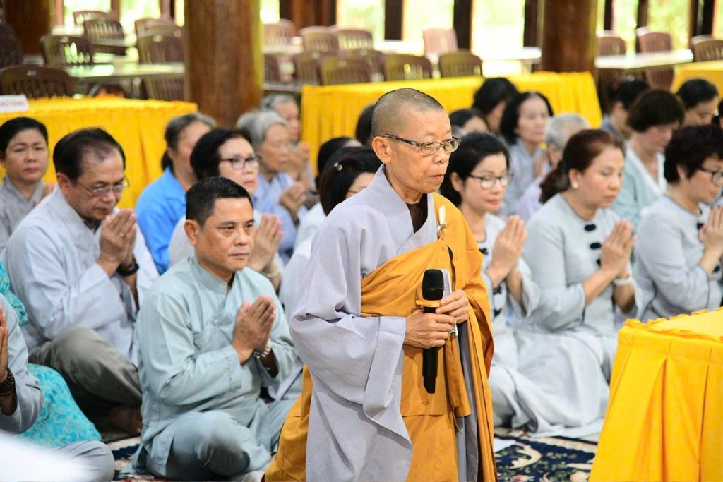 ĐẠO TRÀNG ĐẠO PHẬT NGÀY NAY CÚNG DƯỜNG TRAI TĂNG VÀ HỘ TRÌ AN CƯ TẠI CHÙA GIÁC NGỘ - ĐẤT ĐỎ (TP.HCM)