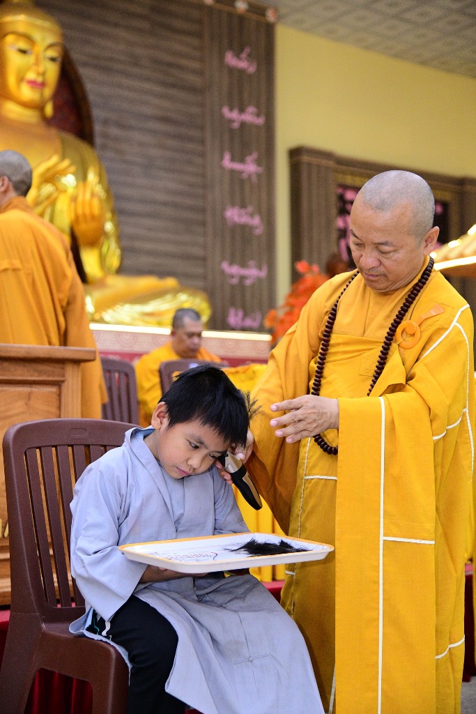 KHAI MẠC KHÓA TU XUẤT GIA BÁO HIẾU LẦN 5: PHÁT TÂM XUẤT TRẦN, HƯỚNG VỀ CỘI NGUỒN HIẾU ĐẠO 