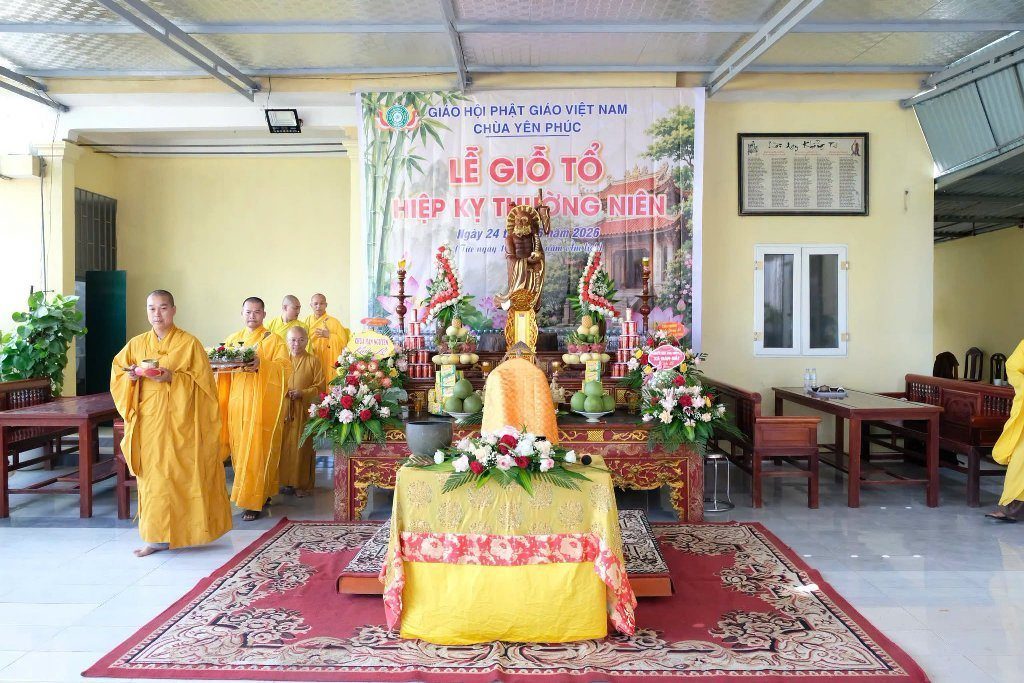 TT. THÍCH NHẬT TỪ GIẢNG “HẠNH PHÚC VÀ AN YÊN”, LAN TỎA TINH THẦN TRI ÂN TRONG NGÀY GIỖ TỔ  CHÙA YÊN PHÚC (HÀ TĨNH)