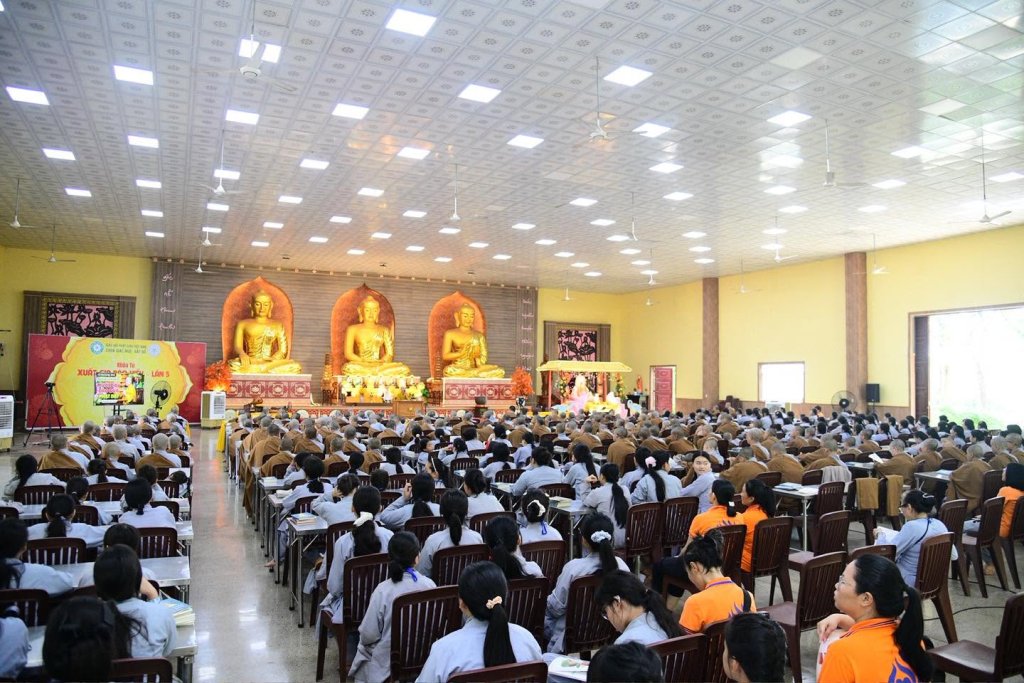 MƯỜI ĐIỀU ĐẠO ĐỨC PHẬT DẠY – HÀNH TRANG QUÝ CỦA TUỔI THƠ